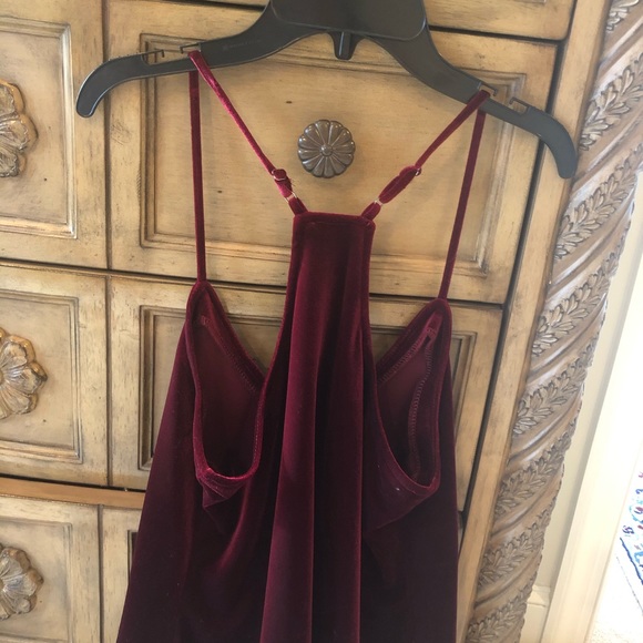 Top - Picture 2 of 3